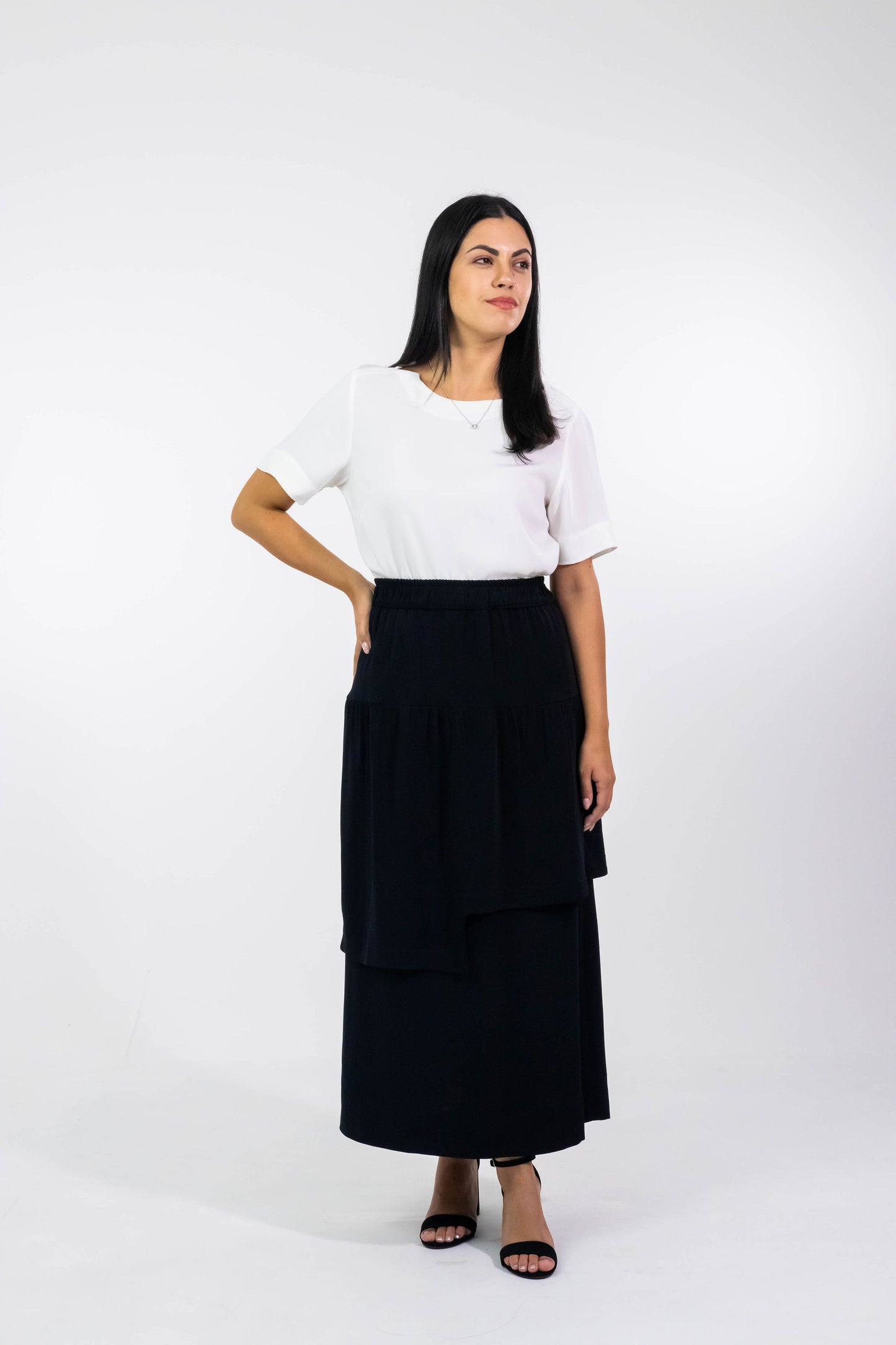 Saia Mona Black