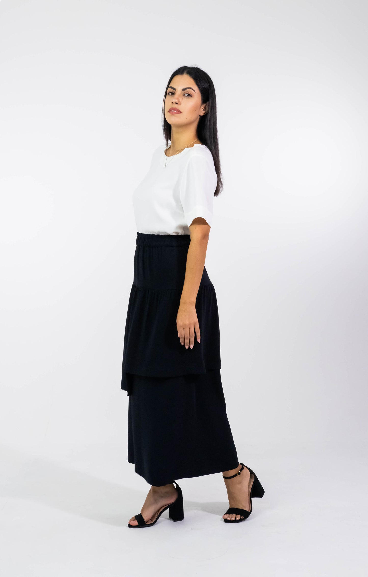 Saia Mona Black