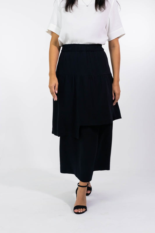 Saia Mona Black